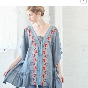 Andree by Unit embroidered lace up kimono top Size Small